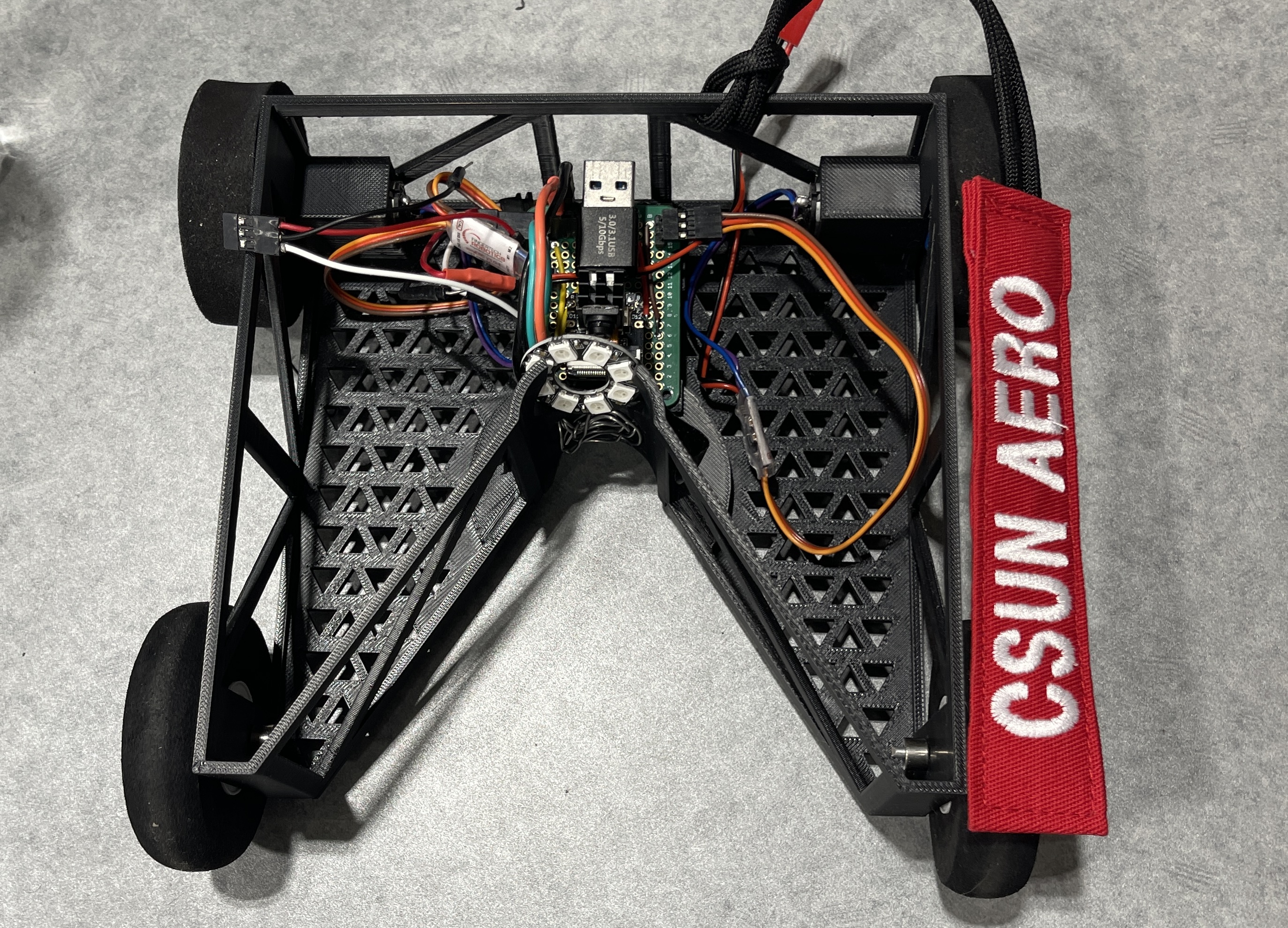 On-board computer connected to the corresponding peripherals